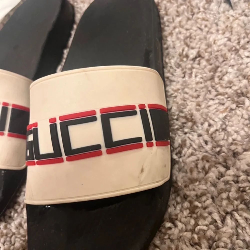Gucci Slides - Picture 5 of 9